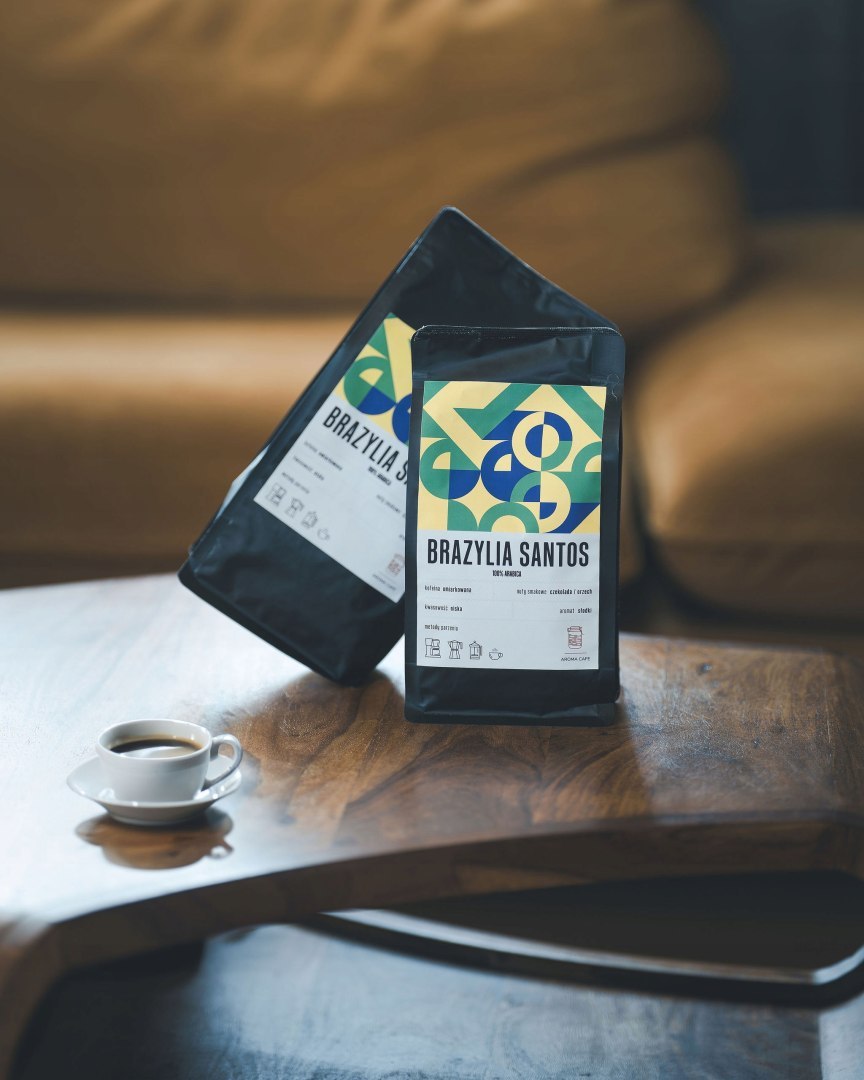 Kawa smakowa Orzechowa, opakowanie 1 kg, ziarnista kawa aromatyzowana na bazie 100% Arabica z palarni AromaCafe