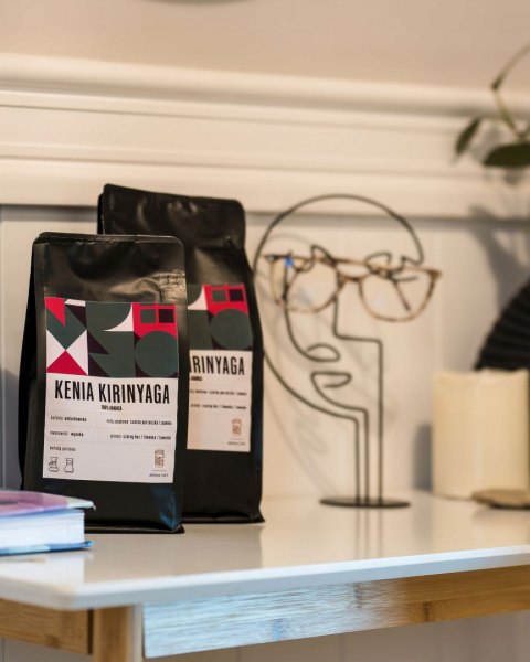 KAWA ZIARNISTA Kenia KIRINYAGA 500G ŚWIEŻO PALONA 100% ARABICA - Aroma Cafe